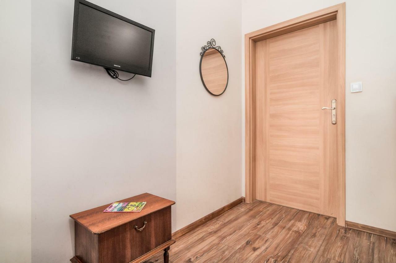 Puffa Hostel Lux ワルシャワ 部屋 写真
