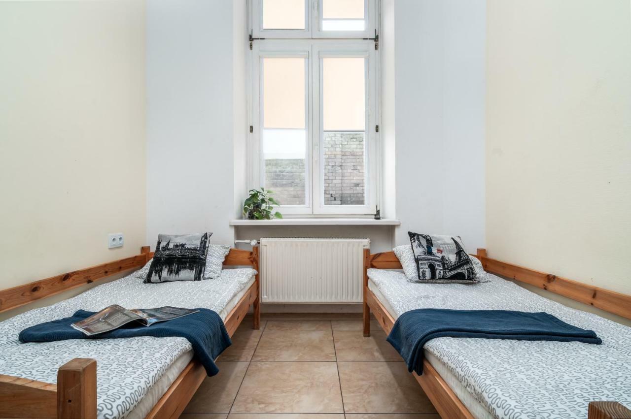 Puffa Hostel Lux ワルシャワ エクステリア 写真