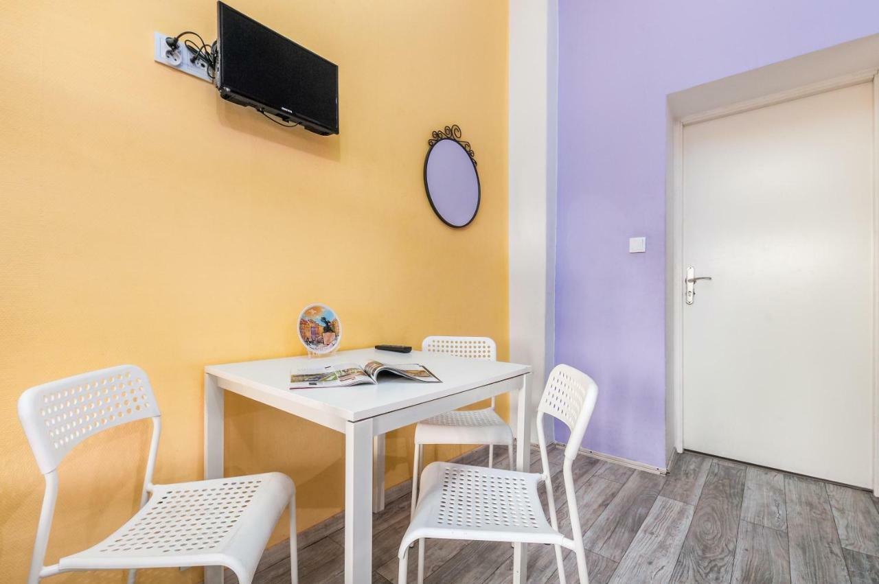 Puffa Hostel Lux ワルシャワ エクステリア 写真