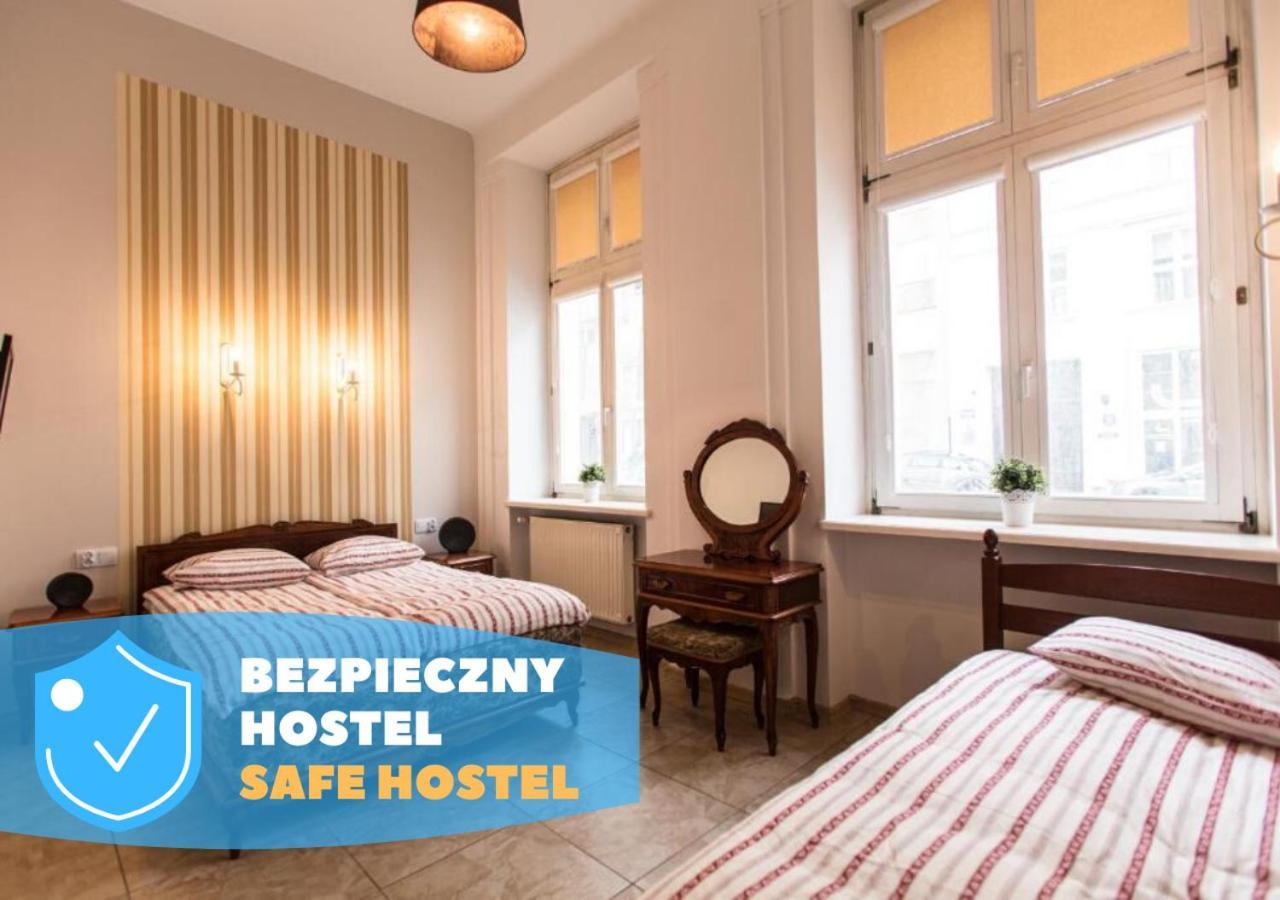 Puffa Hostel Lux ワルシャワ エクステリア 写真
